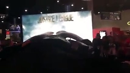 Revelan nuevo Batimóvil Comic Con 2017