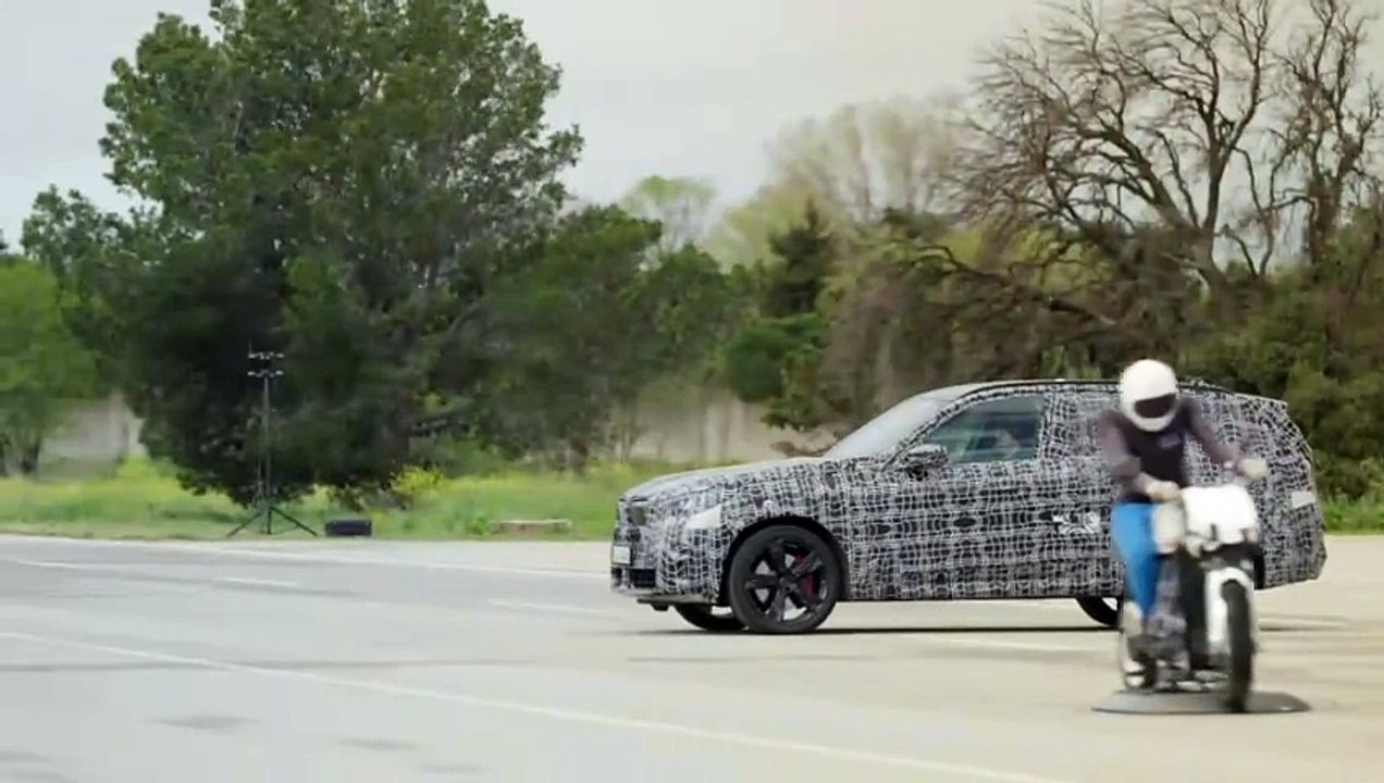 BMW X3 Prototype (Test développement conduite assistée)