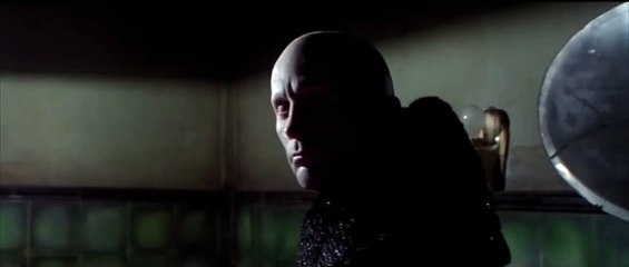 Ciudad en Tinieblas - Tráiler Oficial