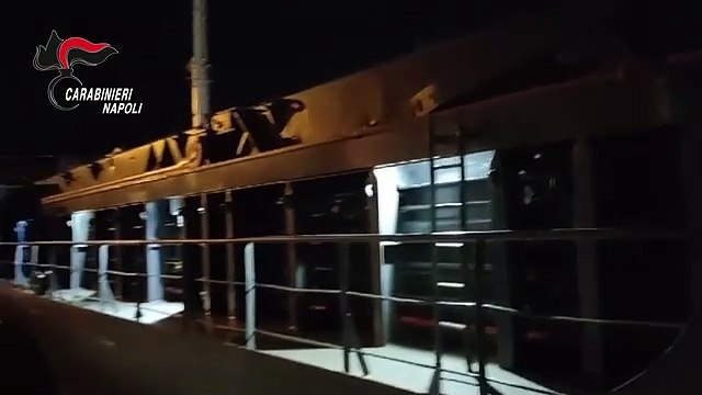 Sequestrata a Torre Annunziata nave con grano ucraino e sigarette di contrabbando