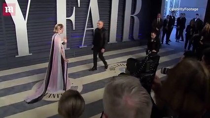 Selma Blair rompe en llanto en su primera aparición en público tras detectarle EM