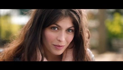 Y Les Pegó El Amor - Tráiler Oficial Subtitulado