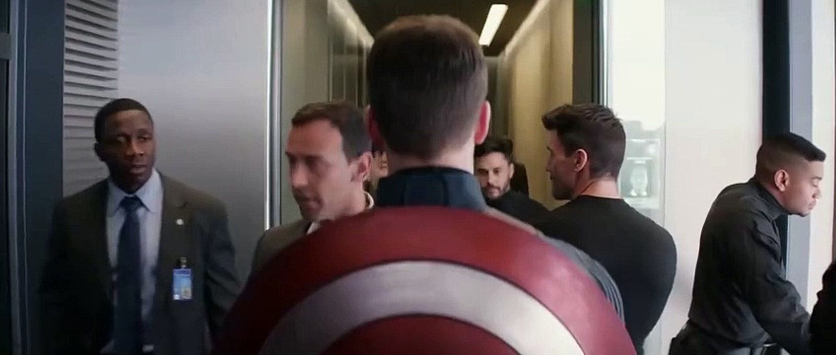 Capitán América: El Soldado del Invierno - Pelea del elevador