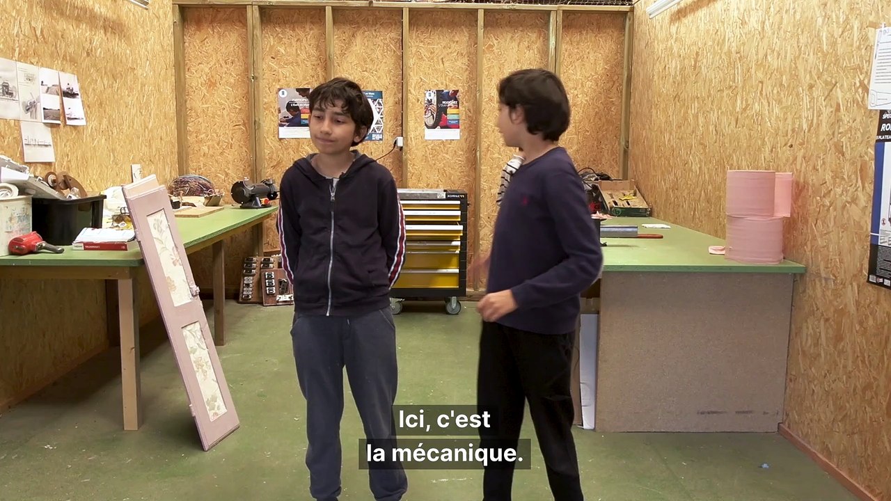 Ces jeunes découvrent les métiers manuels avec les anciens