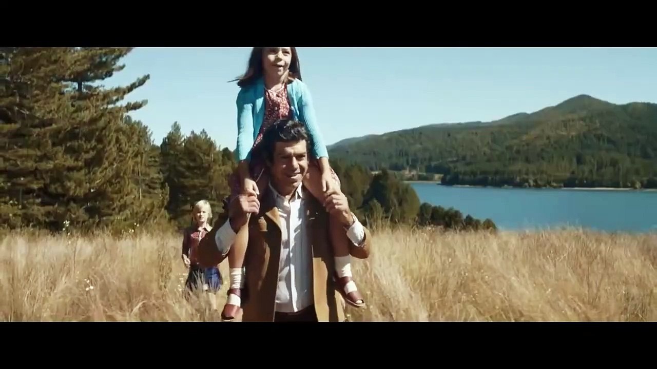 Padre Nostro - tráiler oficial