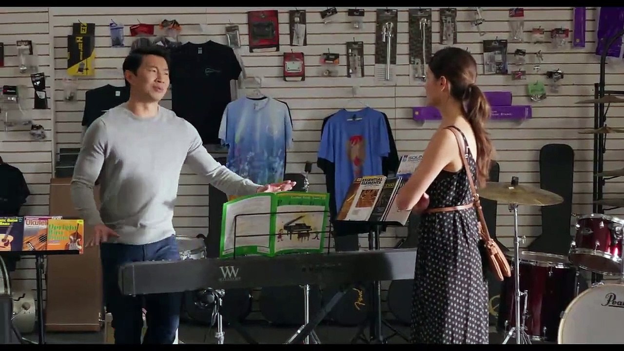 Los Dos Amores de Mi Vida | Clip "I Don't Work Here"