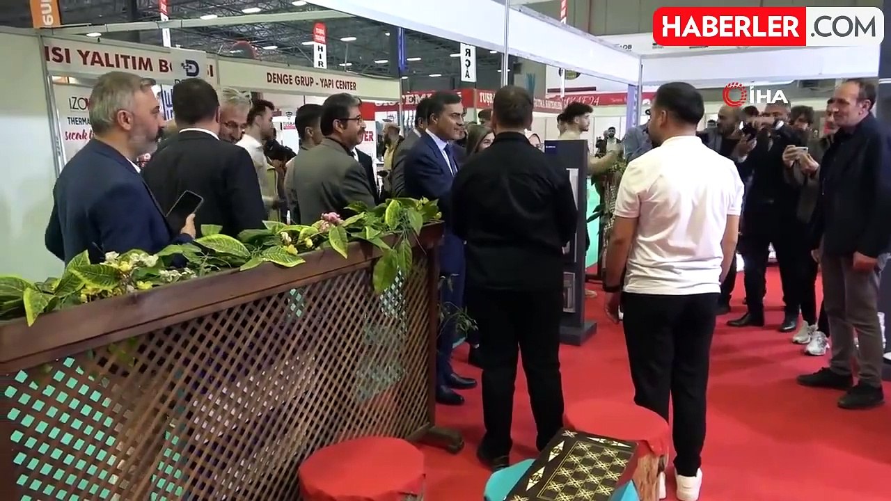 Van İnşaat Yapı Dekorasyon ve Emlak Fuarı kapılarını ziyaretçilere açtı