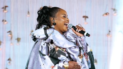 Xolly Mncwango - Uthando Lukababa (Live At Cedarwoods of Sandton, 2023)
