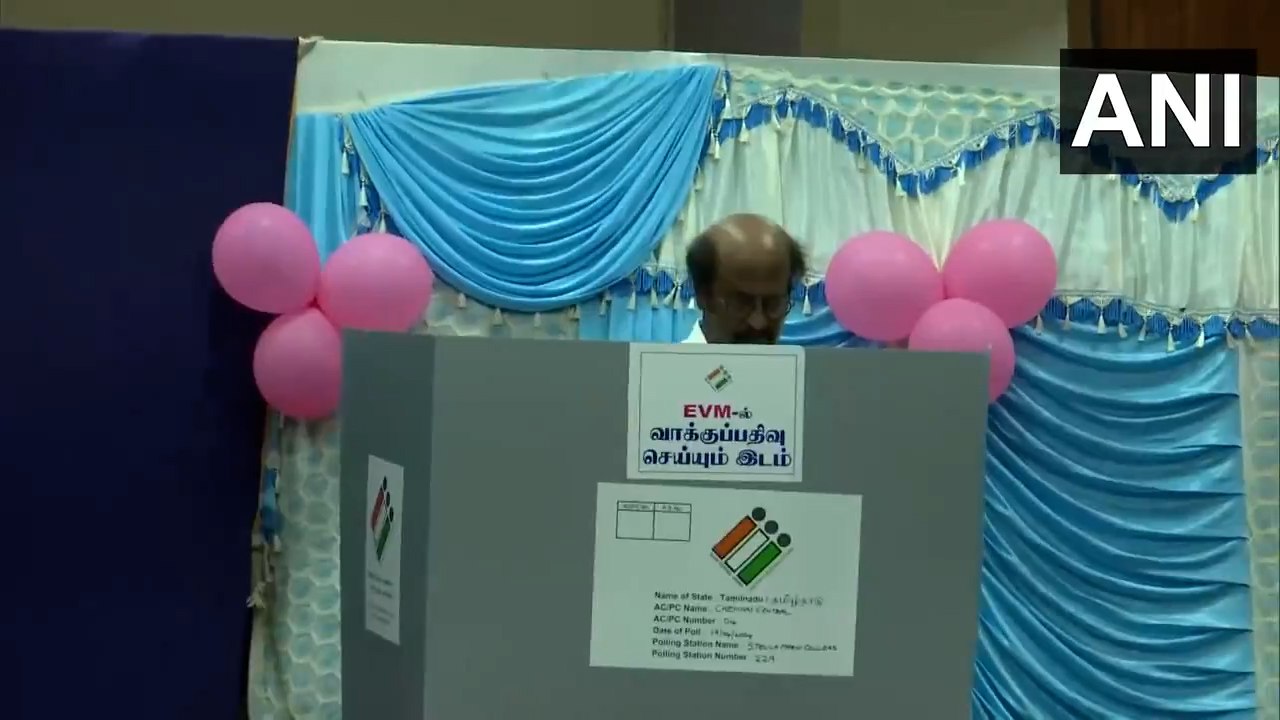 দেশের ২১টি রাজ্য চলছে ভোটগ্রহণ, গণতন্ত্রের উৎসবে সামিল রজনীকান্ত-ধনুশ-তৃষাও | Oneindia Bengali
