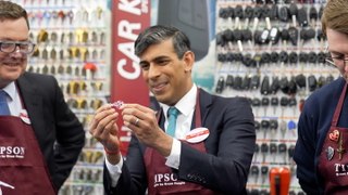 Sunak dons red apron and gets to work cutting keys on Timpsons visit as he pledges to end ‘sick note culture’