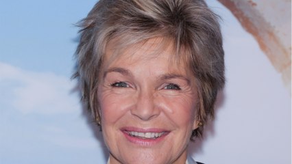 Véronique Jannot plaint Alain Delon, "jeté en pâture" par ses enfants et les tacle
