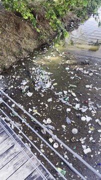 Umuaramense denuncia novo acúmulo de lixo no Lago Aratimbó