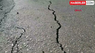 Tokat'ta depremin ardından bazı yollarda çatlaklar oluştu