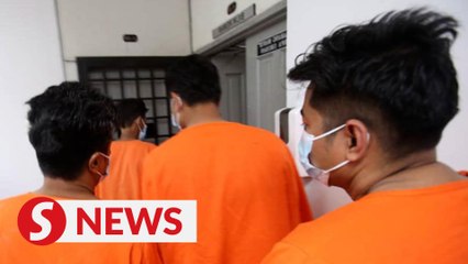 Johor police want Bukit Aman to suspend cops accused of extortion at BSI