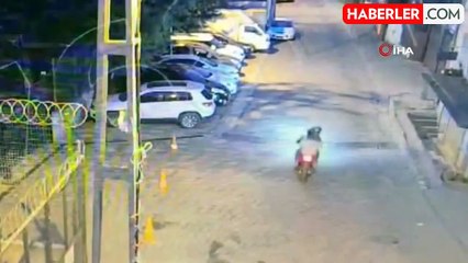 İstanbul'da film gibi olay kamerada: Sevgilisinin komşularına kurşun yağdırdı