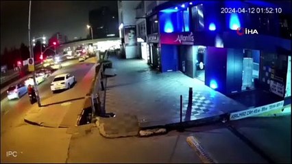 Kağıthane'deki otoparka el bombalı saldırı kamerada