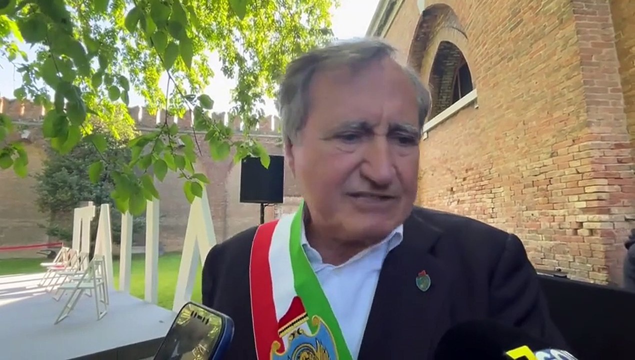 Il sindaco di Venezia alla Biennale: «Non mi piace il Padiglione Italia»