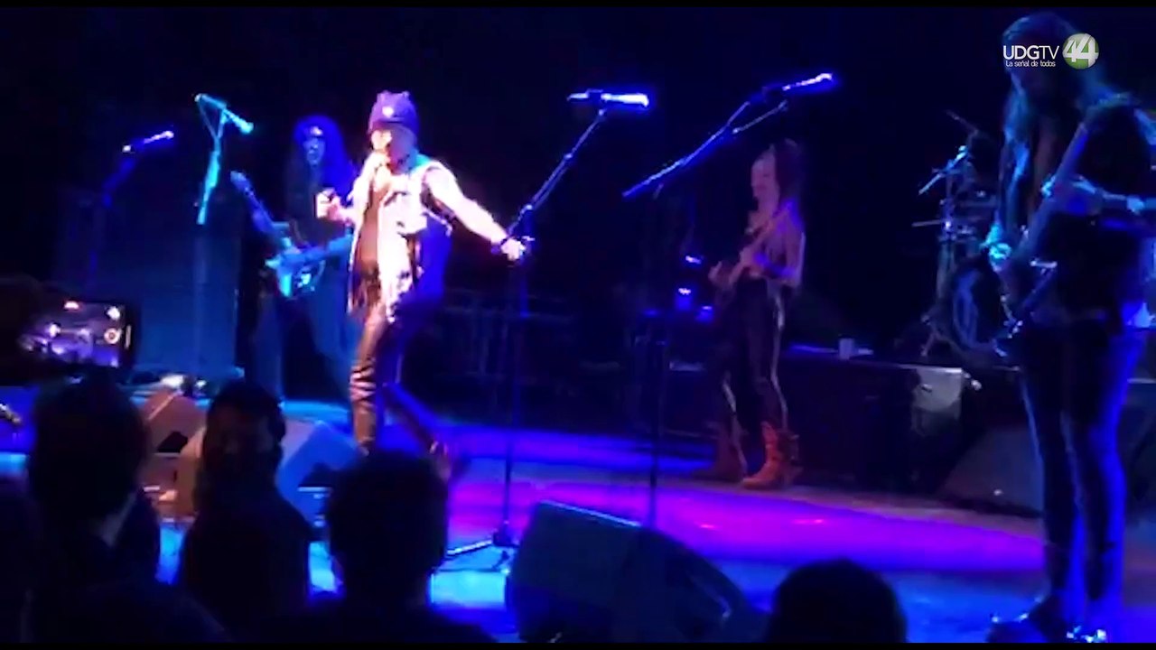 Bruce Dickinson llena de heavy metal el Teatro Diana con el inicio de su gira