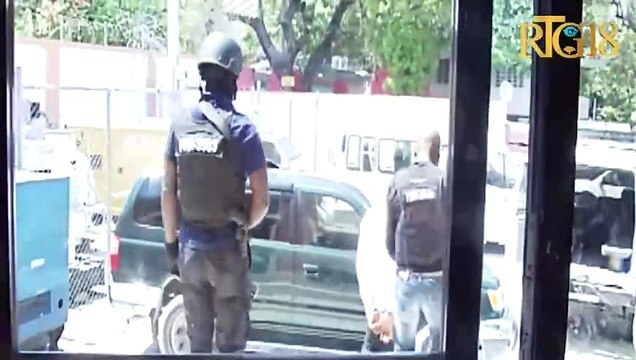 Ansyen Minis Kilti ak Kominikasyon an Limond Toussaint repon'n kesyon jij Merlan Belabre.