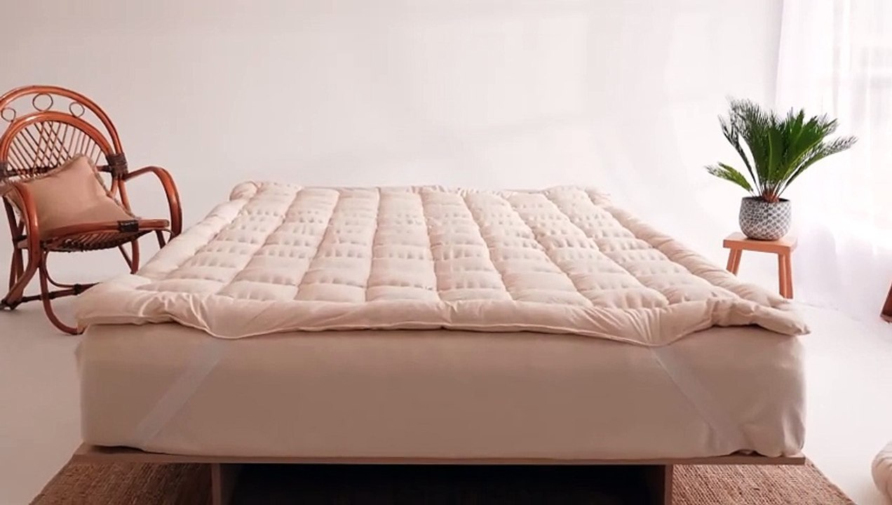 hand tufted merino wool mattress topper