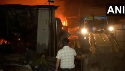 मध्य प्रदेश के ग्वालियर में लगी भीषण आग, मौके पर दमकल की 17 गाड़ियां