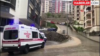 Bursa'da istinat duvarı çöktü, 2 kişi yaralandı