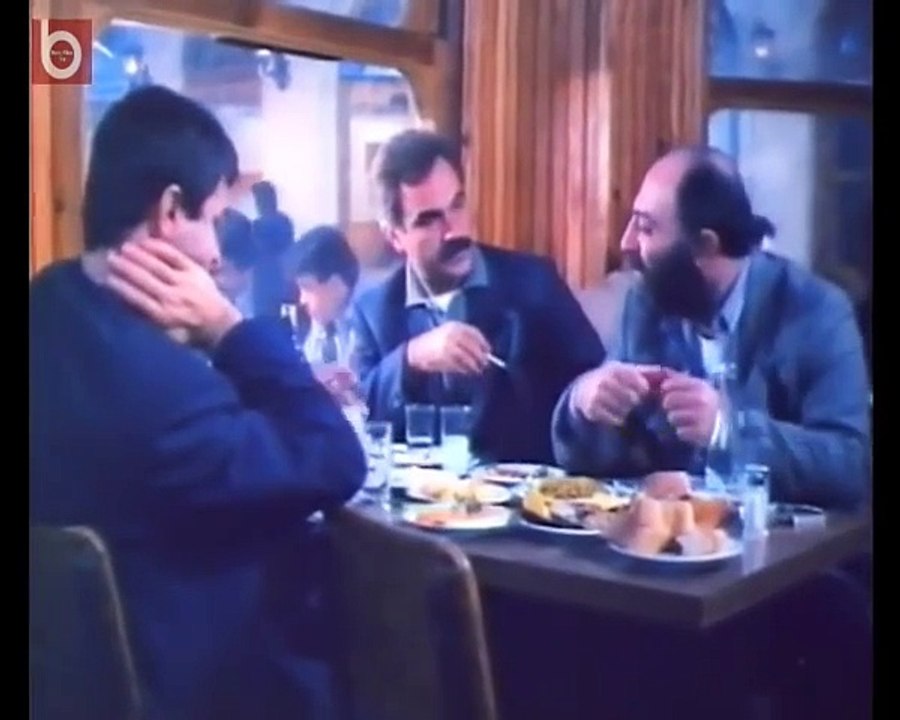 Hüzün Çemberi [Kadir İnanır - Halil Ergün]