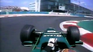 F1 – Eddie Irvine (Jaguar Cosworth V10) Onboard – France 2000