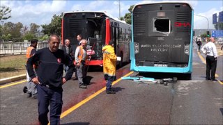 3'ü halk otobüsü, 7 aracın karıştığı zincirleme kazada 8 kişi yaralandı