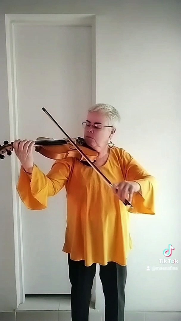 ⁣Estudio del Violín