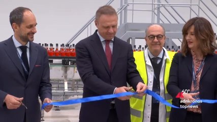 Campari, Ministro Lollobrigida inaugura la nuova linea Aperol a Novi Ligure