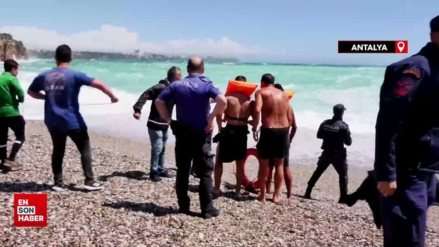 Antalya'da fırtınada denize giren vatandaşı 'insansız cankurtaran robotu' kurtardı