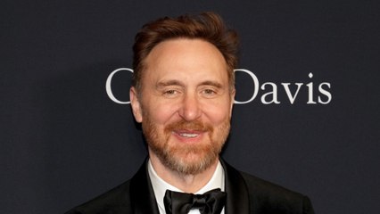 GALA VIDEO - David Guetta papa : cet adorable moment entre ses fils Elvis et Cyan, 20 ans d’écart