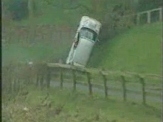 ACCIDENT Crash voiture de rallye