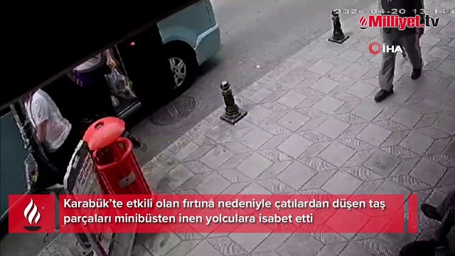 Karabük'te şaşkına çeviren olay! Minibüsten indiler üzerlerine taş yağdı