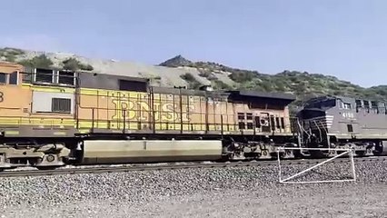 BNSF 7941 Westbound Intermodal Meets BNSF 3840 Another Westbound Manifest Train at Blue Cut CA