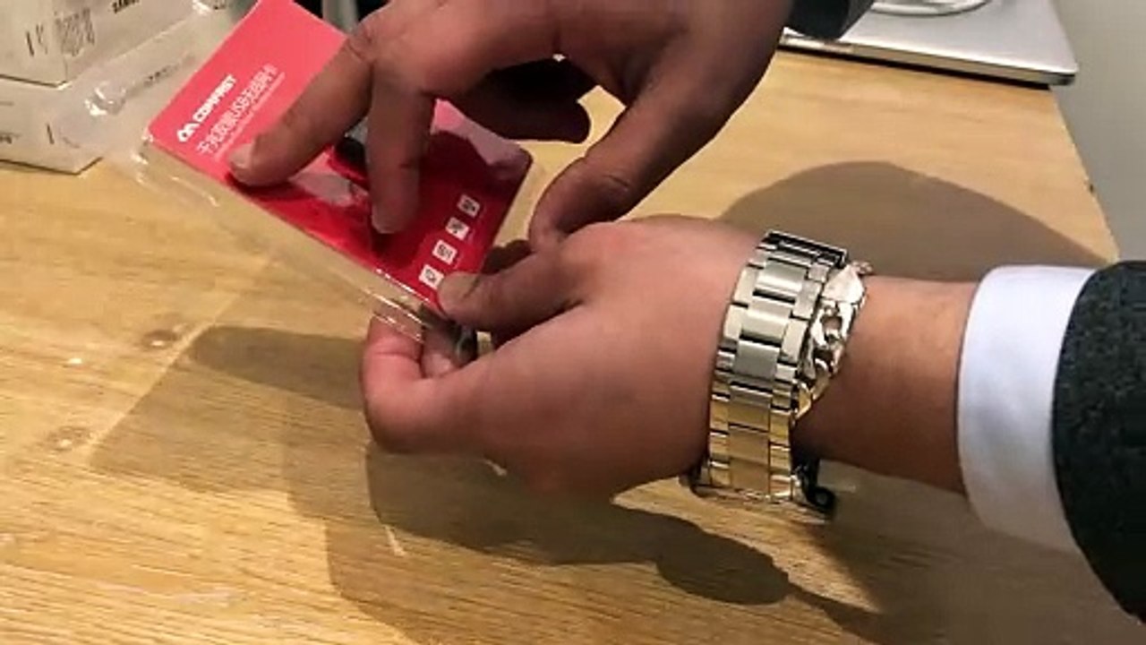 COMFAST - 1300Mbps Dual Band Wireless USB Adapter & WiFi Extender -  Package Opening