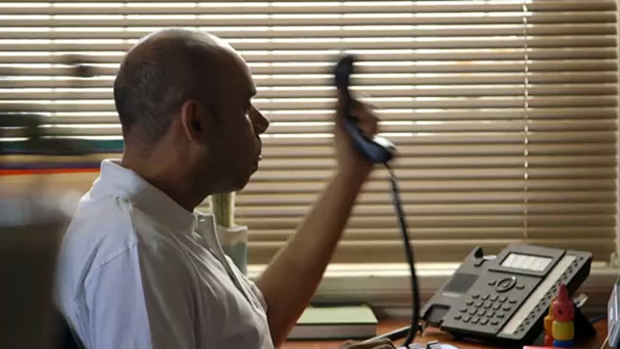 Black Comedy Saison 1 - Black Comedy: trailer (EN)