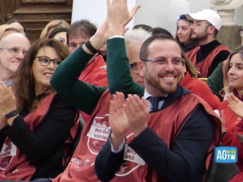 La ‘notte della solidarietà’ a Roma, 2mila volontari incontrano e censiscono i senzatetto