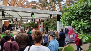 Experience the buzz in Sheffield city centre as World Snooker tees off