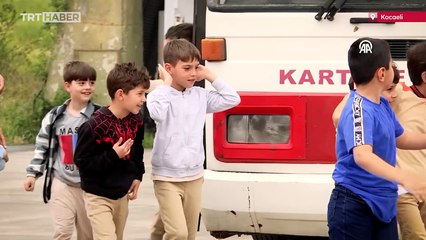 Deniz Hava Komutanlığı kapılarını çocuklara açtı