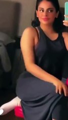 ريناد جابت العيد مع امها