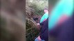 Vídeo mostra momento em que homem, vítima de agressão, é encontrado transtornado em mato