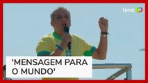 Bolsonaro em Copacabana: deputado discursa em inglês 'porque com certeza Elon Musk está olhando'