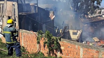 Mulher se arrisca e fica ferida ao salvar bebê de incêndio, no Paraná