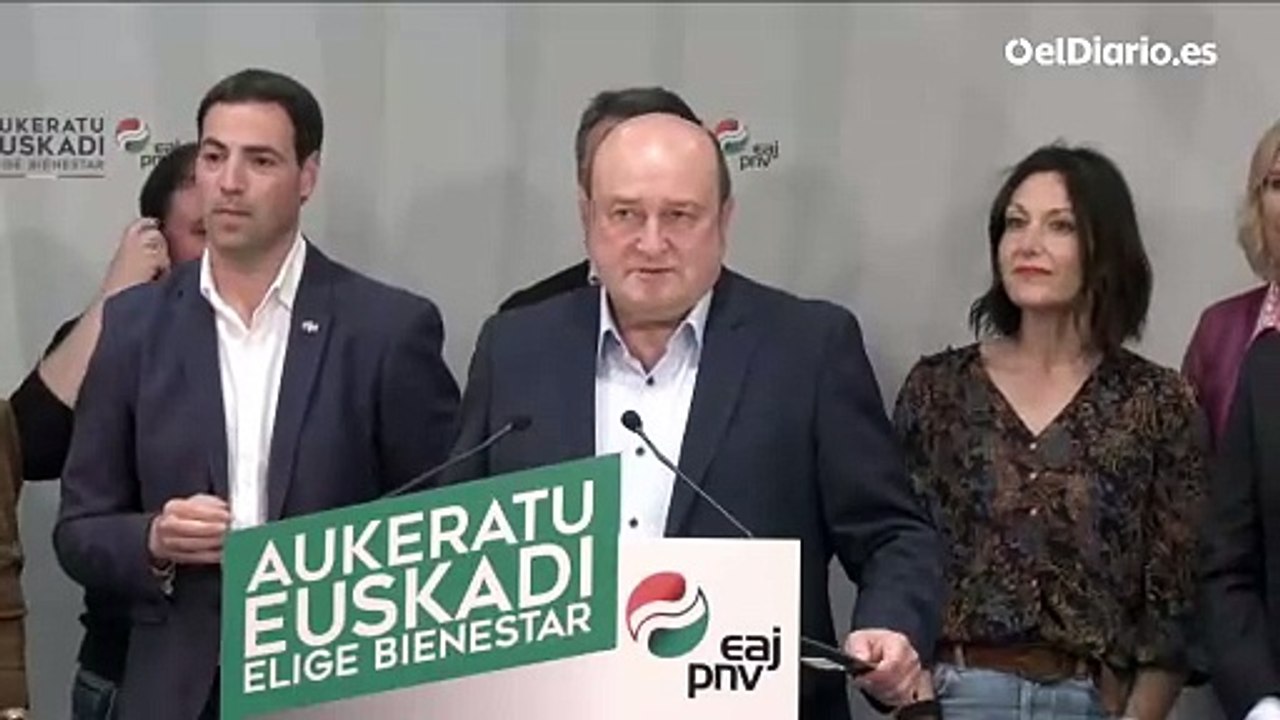 Ortuzar celebra los resultados del PNV: "Asumimos la responsabilidad de liderar el proceso de constituir las instituciones vascas"