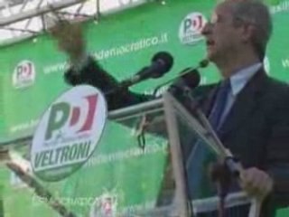 L'abbraccio di Matera a Walter Veltroni