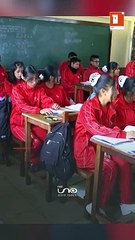 El profe que se hizo viral por su peculiar forma de llamar lista.