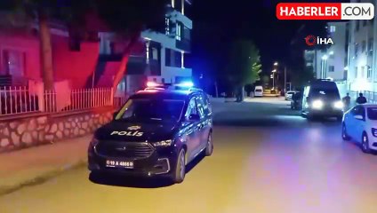 Okul bahçesinde oturan genç bıçaklı saldırıya uğradı