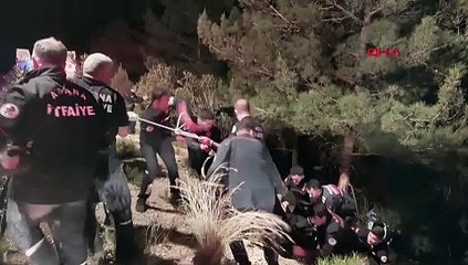 Uçuruma yuvarlanan minibüs küle döndü: Çok sayıda ölü ve yaralı var